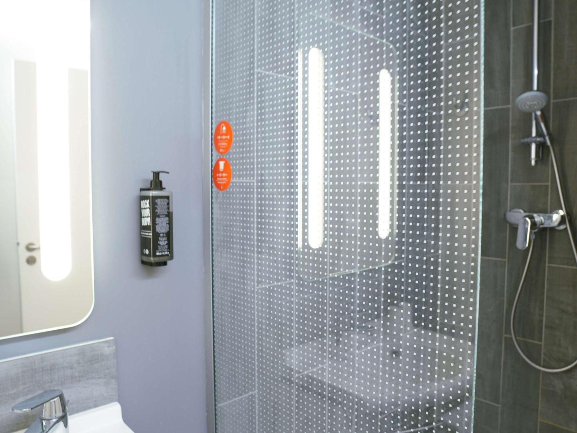 Ibis Caen Porte D'Angleterre Ngoại thất bức ảnh