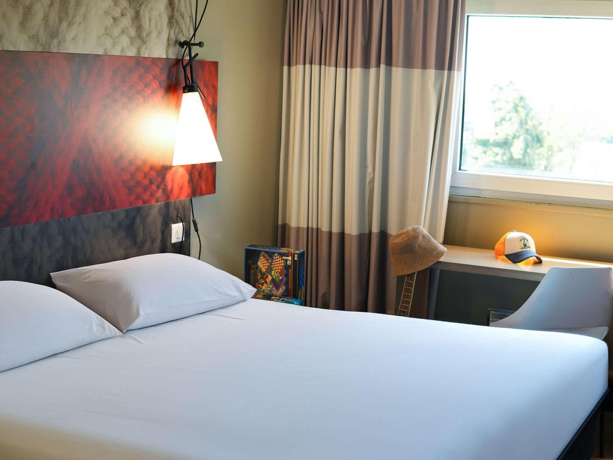 Ibis Caen Porte D'Angleterre Ngoại thất bức ảnh